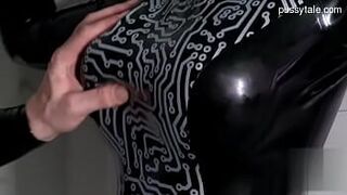 Wet amateur sexgames porn video